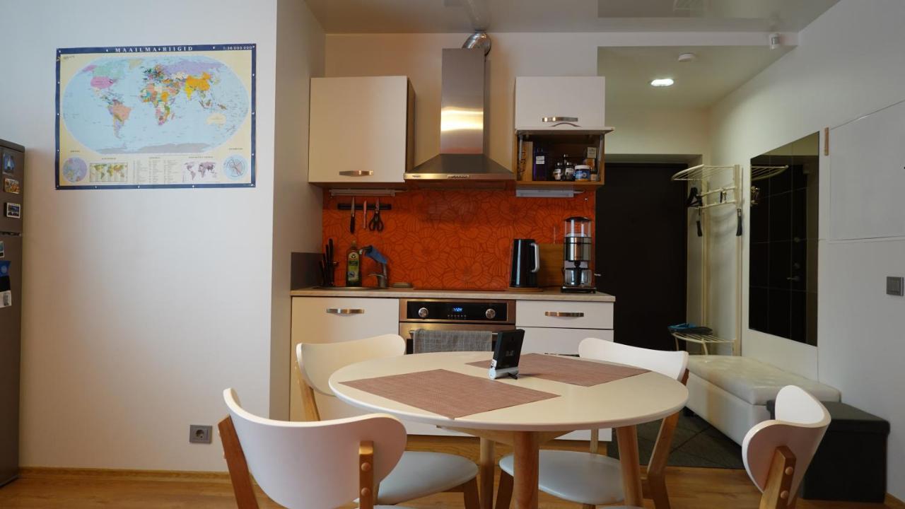 Cozy Telliskivi Apartment Near City Centre Tallin Exterior foto