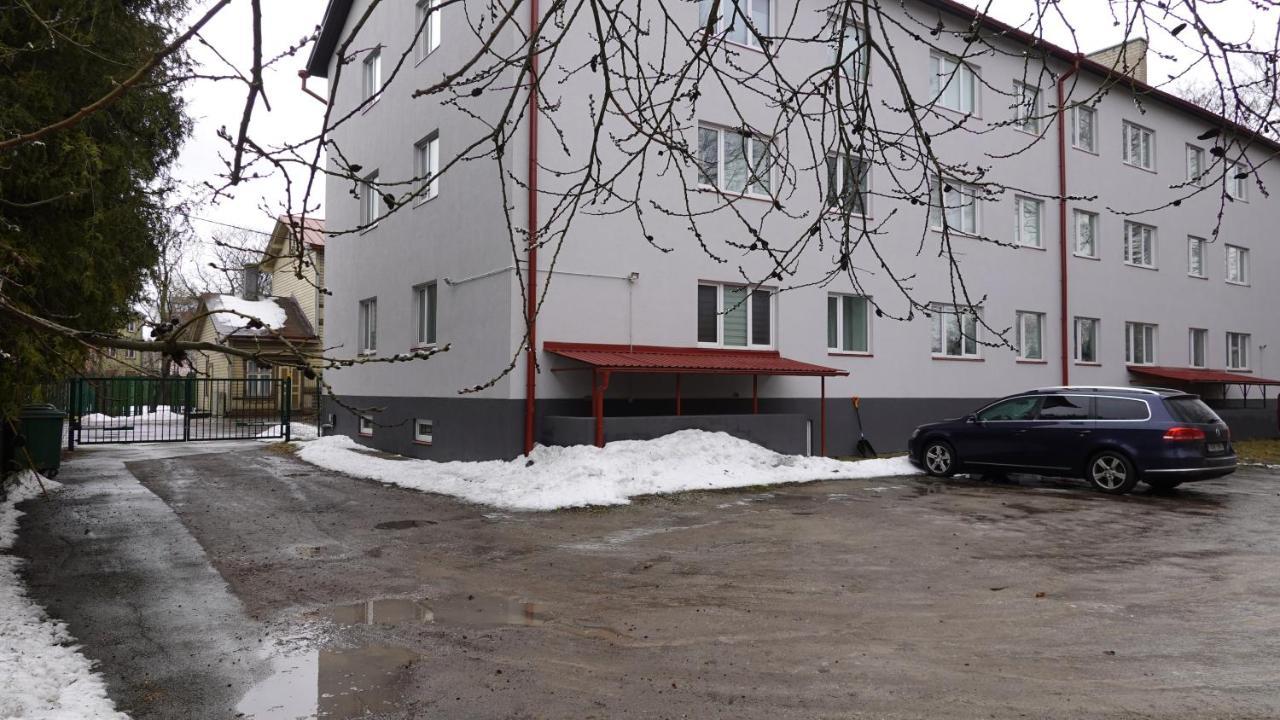 Cozy Telliskivi Apartment Near City Centre Tallin Exterior foto