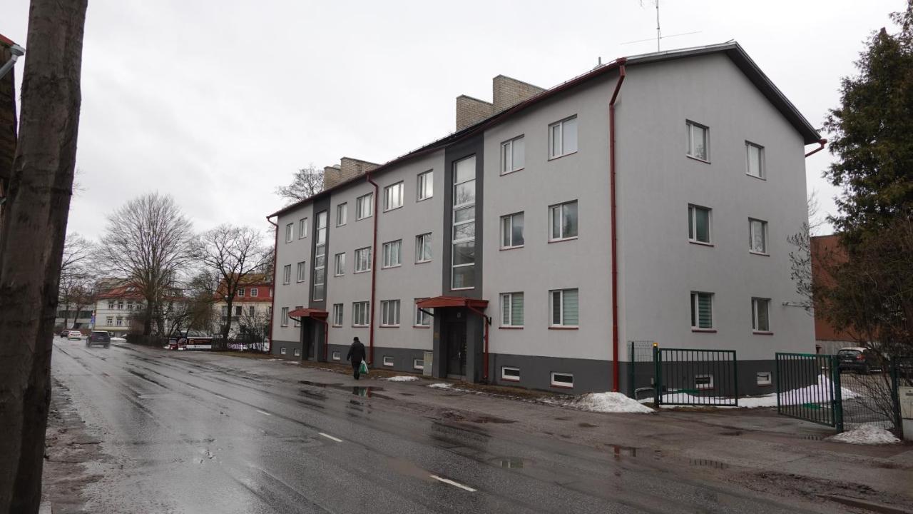 Cozy Telliskivi Apartment Near City Centre Tallin Exterior foto